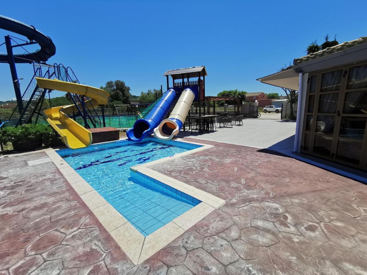 Sidari Waterpark Hotell Eksteriør bilde